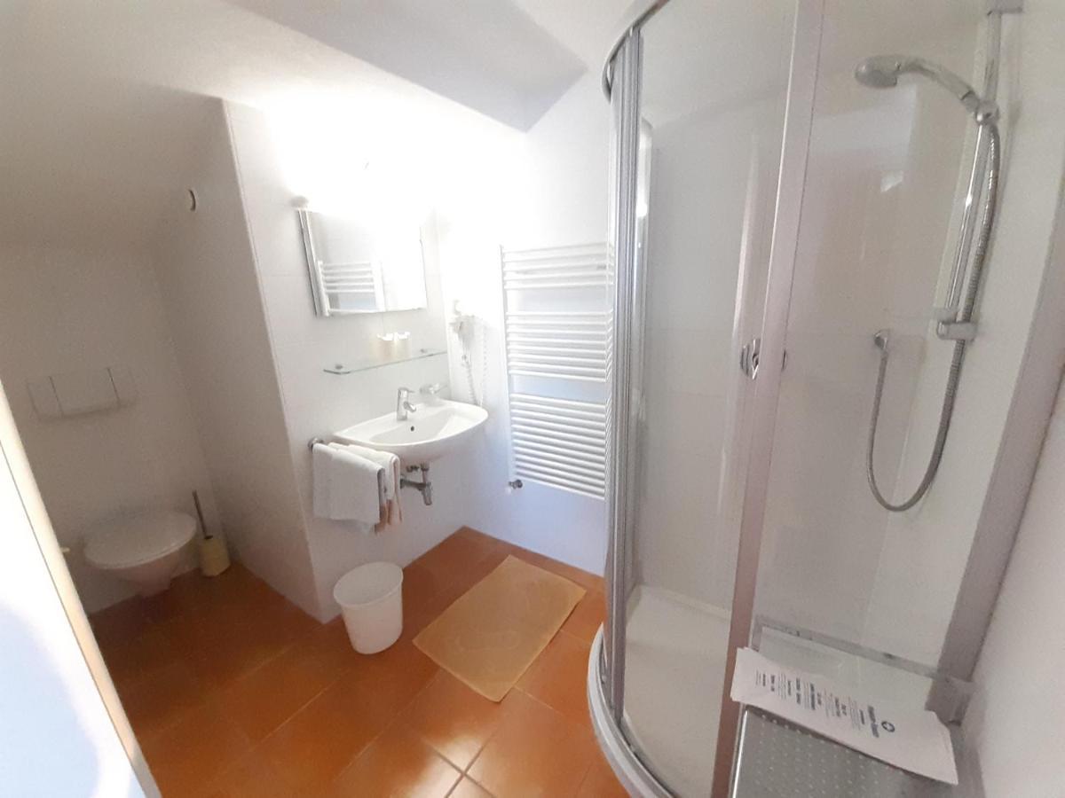 Haus Christine Apartment Fulpmes Ngoại thất bức ảnh