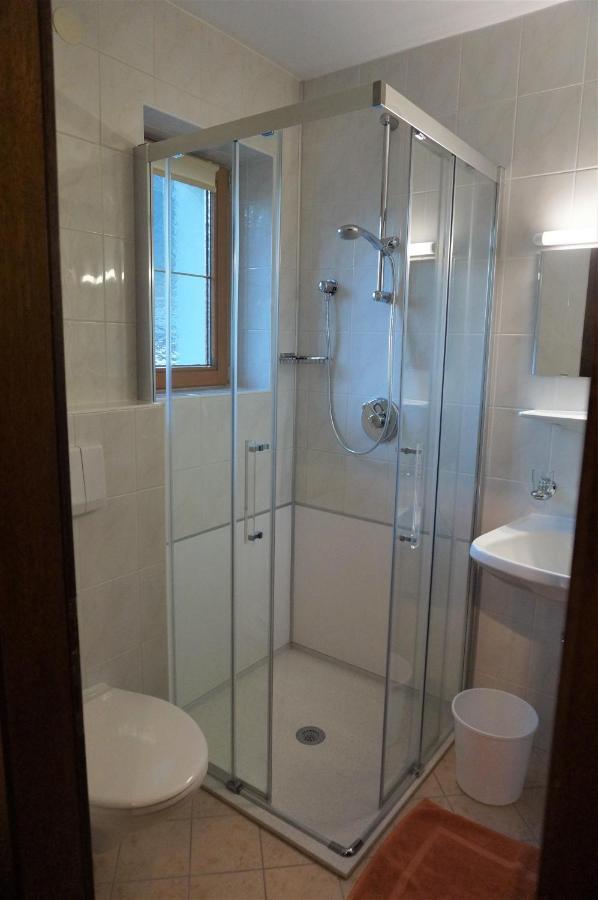 Haus Christine Apartment Fulpmes Ngoại thất bức ảnh