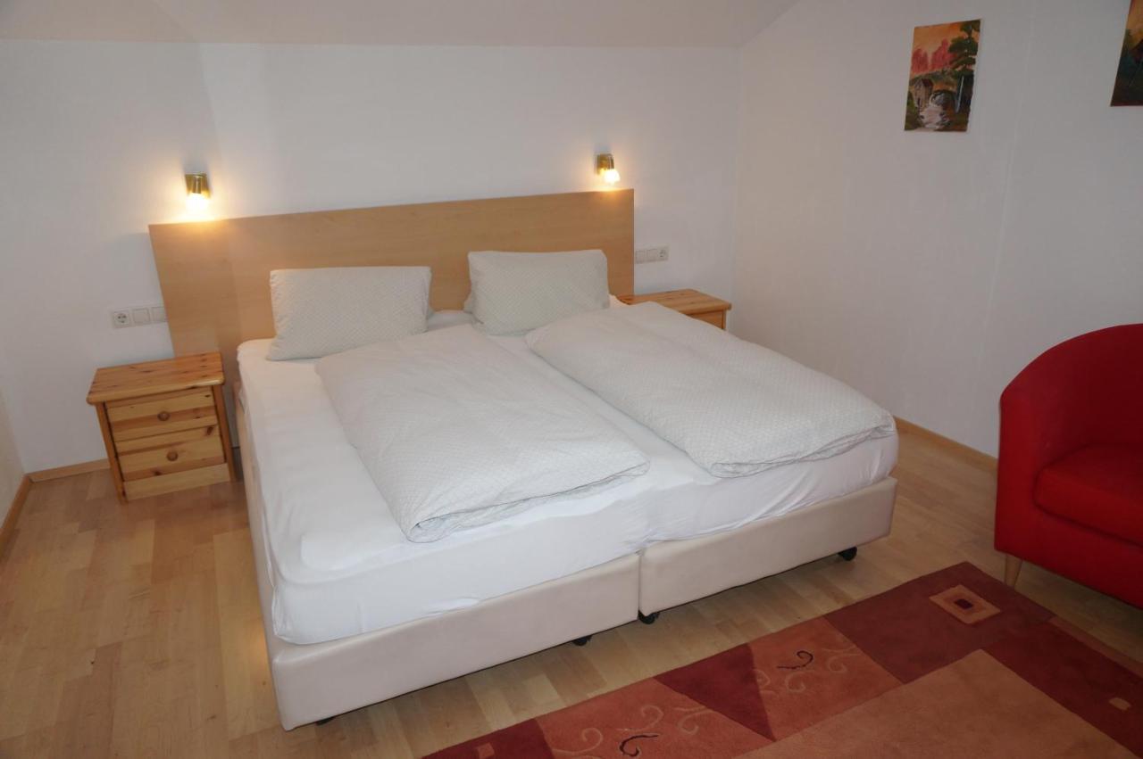Haus Christine Apartment Fulpmes Ngoại thất bức ảnh