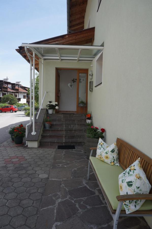 Haus Christine Apartment Fulpmes Ngoại thất bức ảnh